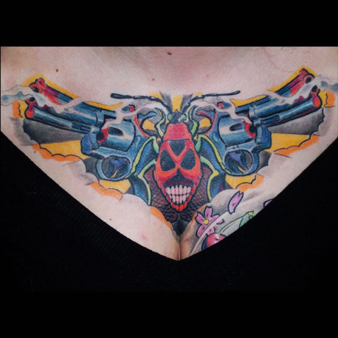 Titten Revolver Tattoo