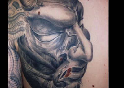 Teufel , gehäutet und gehauntet, Tattoo
