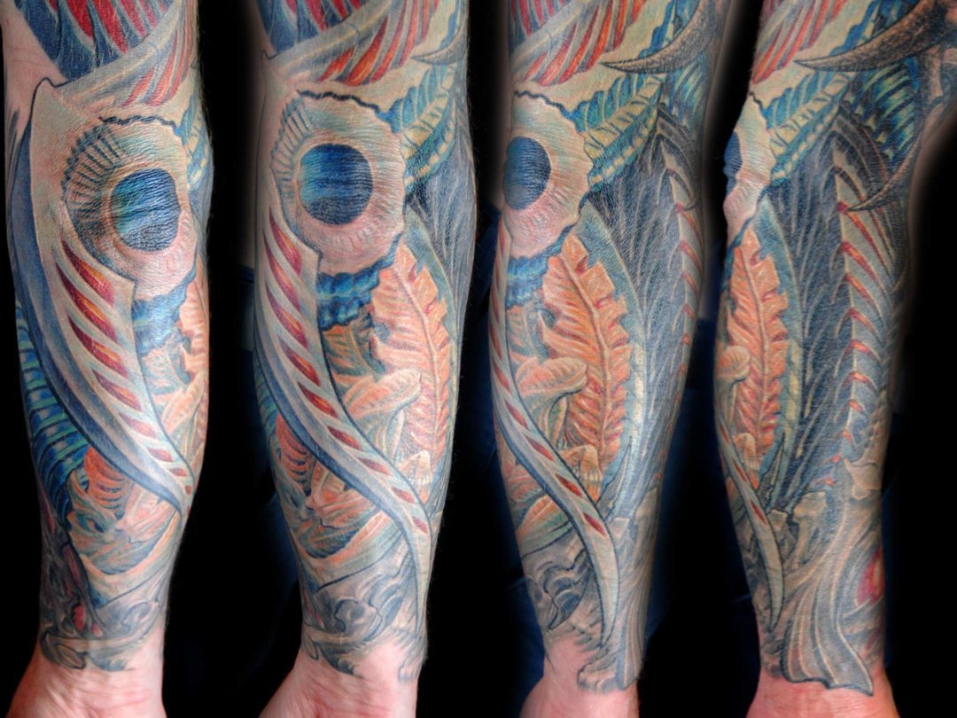 Biomechanik Alien Cover up Tattoo München