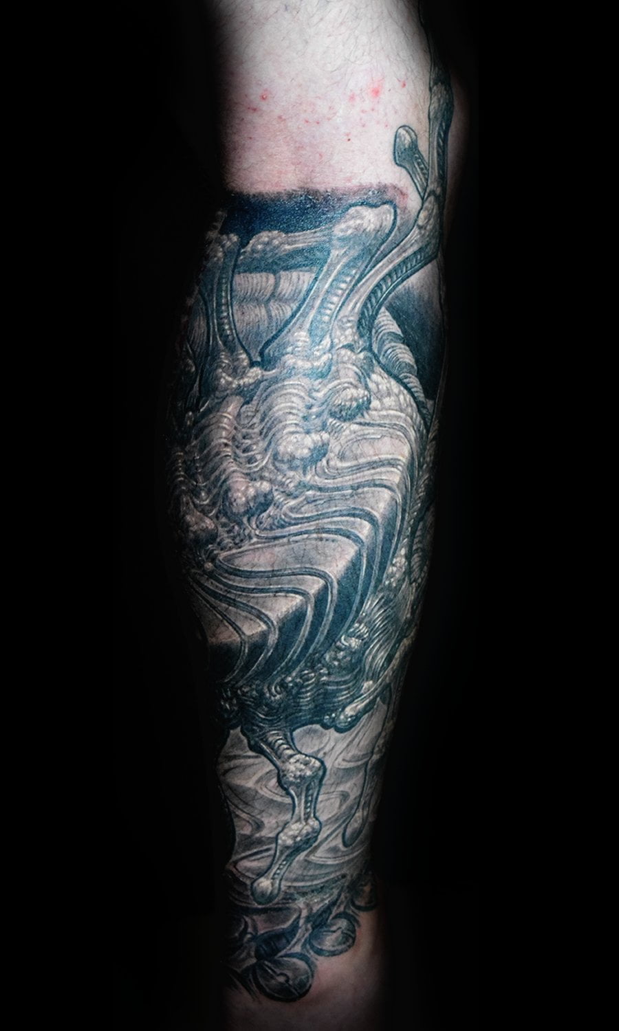 It for Life Tattoo München Raul Biomechanik Black´n´Grey Color Cover-up