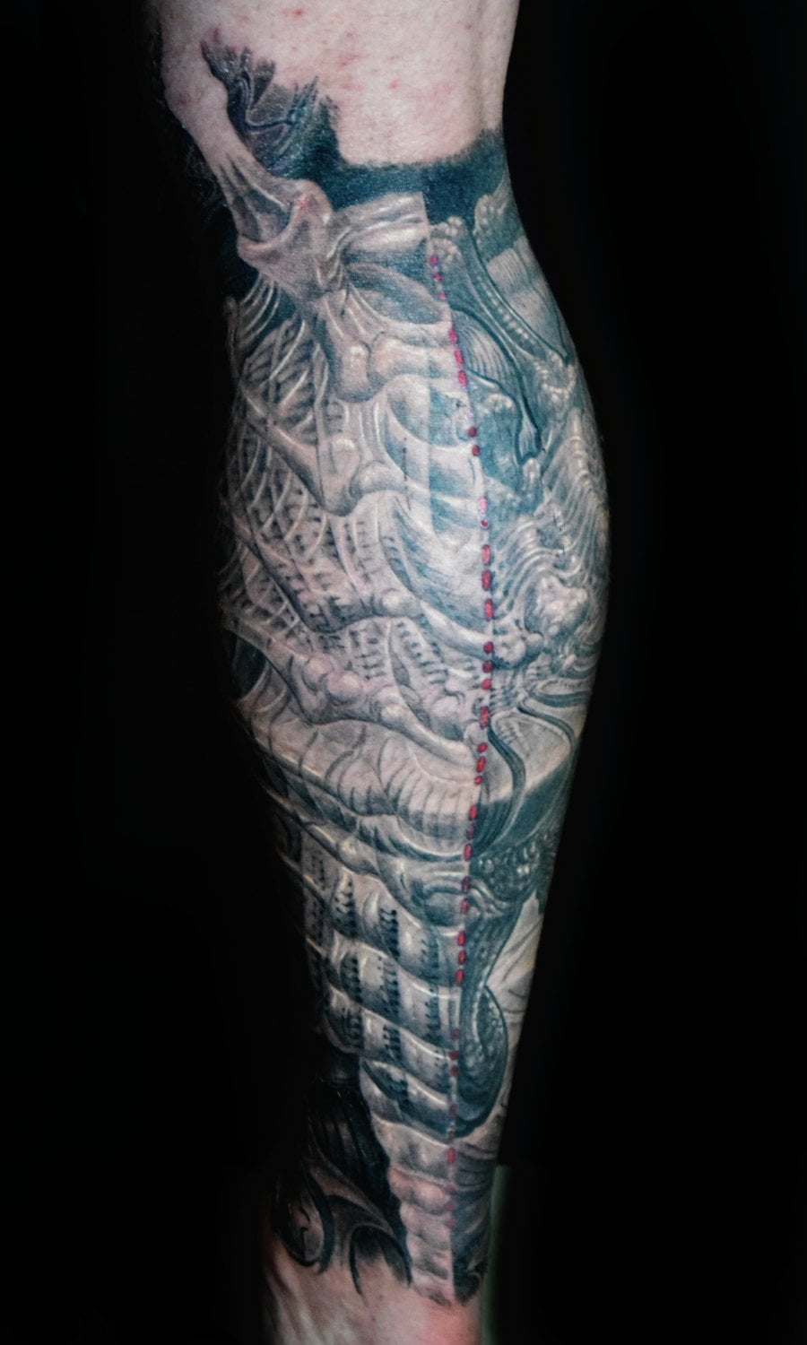 It for Life Tattoo München Raul Biomechanik Black´n´Grey Color Cover-up