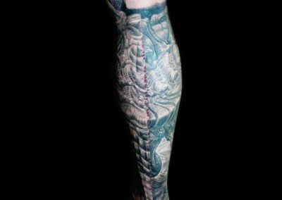 In your Facehugger Tattoo, right, left, straight