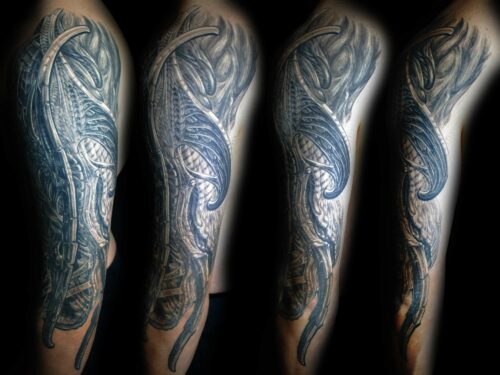 Alien Queen Tattoo hits for Life it for life shit for Life Tattoo Raul München Biomechanischer Körperfluss