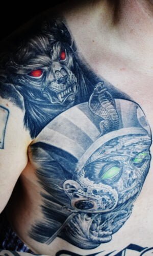 Katze Alien Mumie Horror Tattoo hits for life it for life tattoo münchen munich taufkirchen