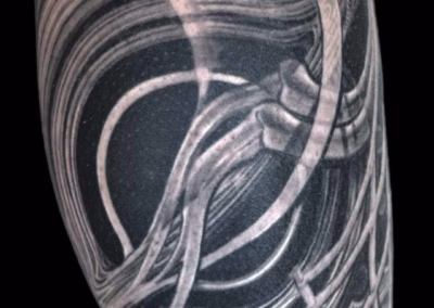 Schwarzes-Loch-Ereignishorizont-Tattoo-Video