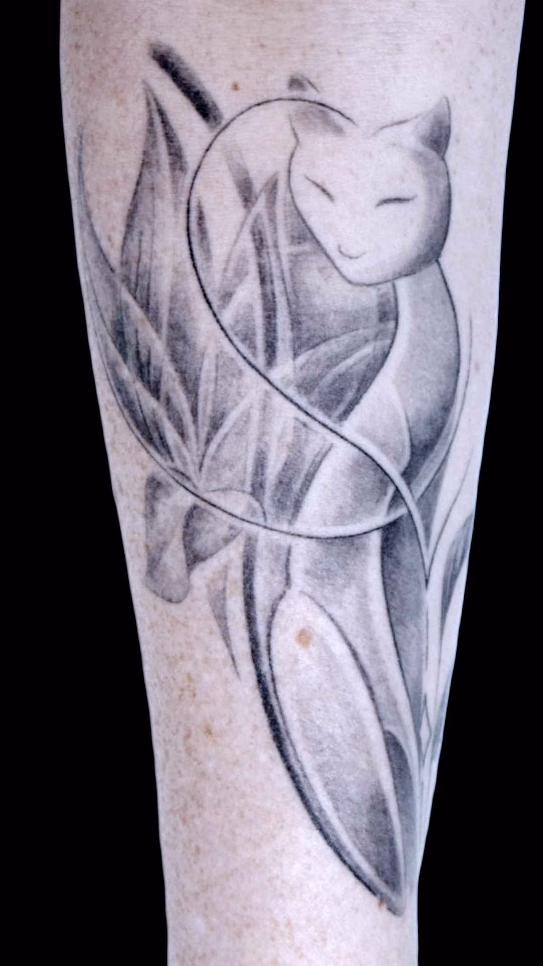 Katzen Herz Tattoo Unterarm 2
