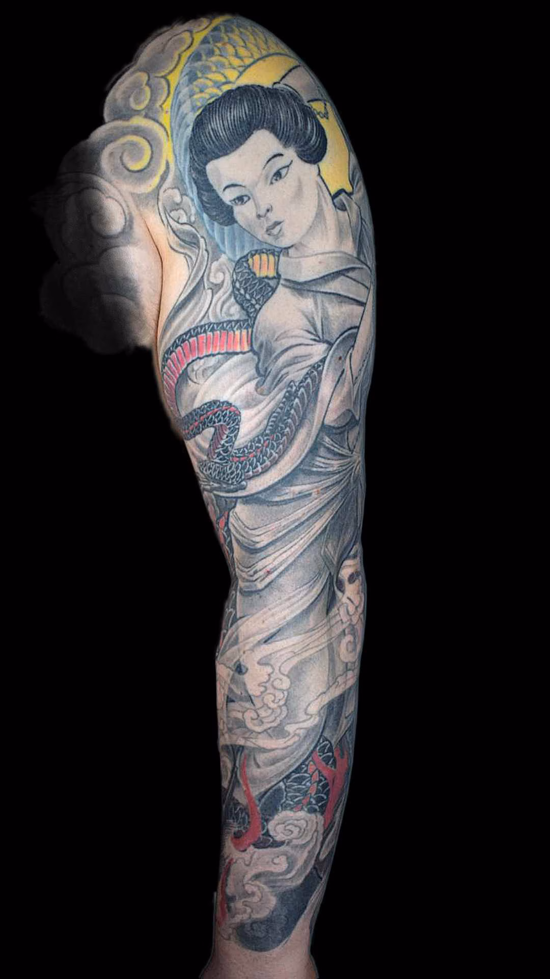 Göttliche Geisha Tattoo