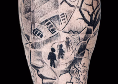 Abstrakte Alien Augen Tattoo